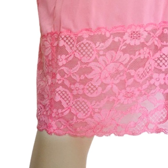 VINTAGE 1960s Vanity Fair Lace Lacy Pink Half Slip Pillow Tab Below Knee - Picture 4 of 10